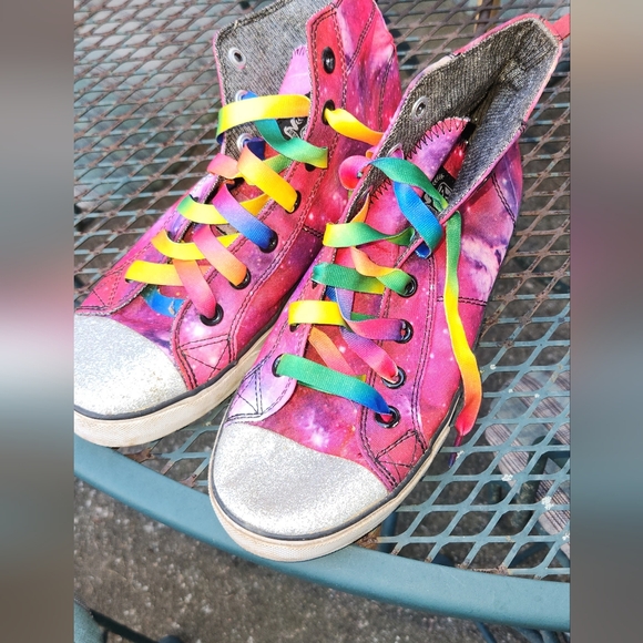 AirSpeed sneakers - Picture 1 of 6